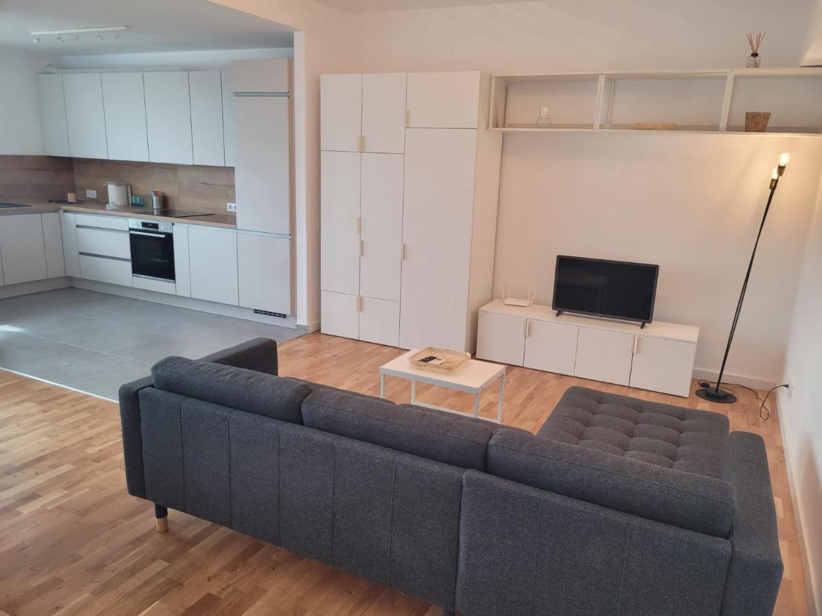 Apartment In Bucharest, Baneasa Green Area 外观 照片