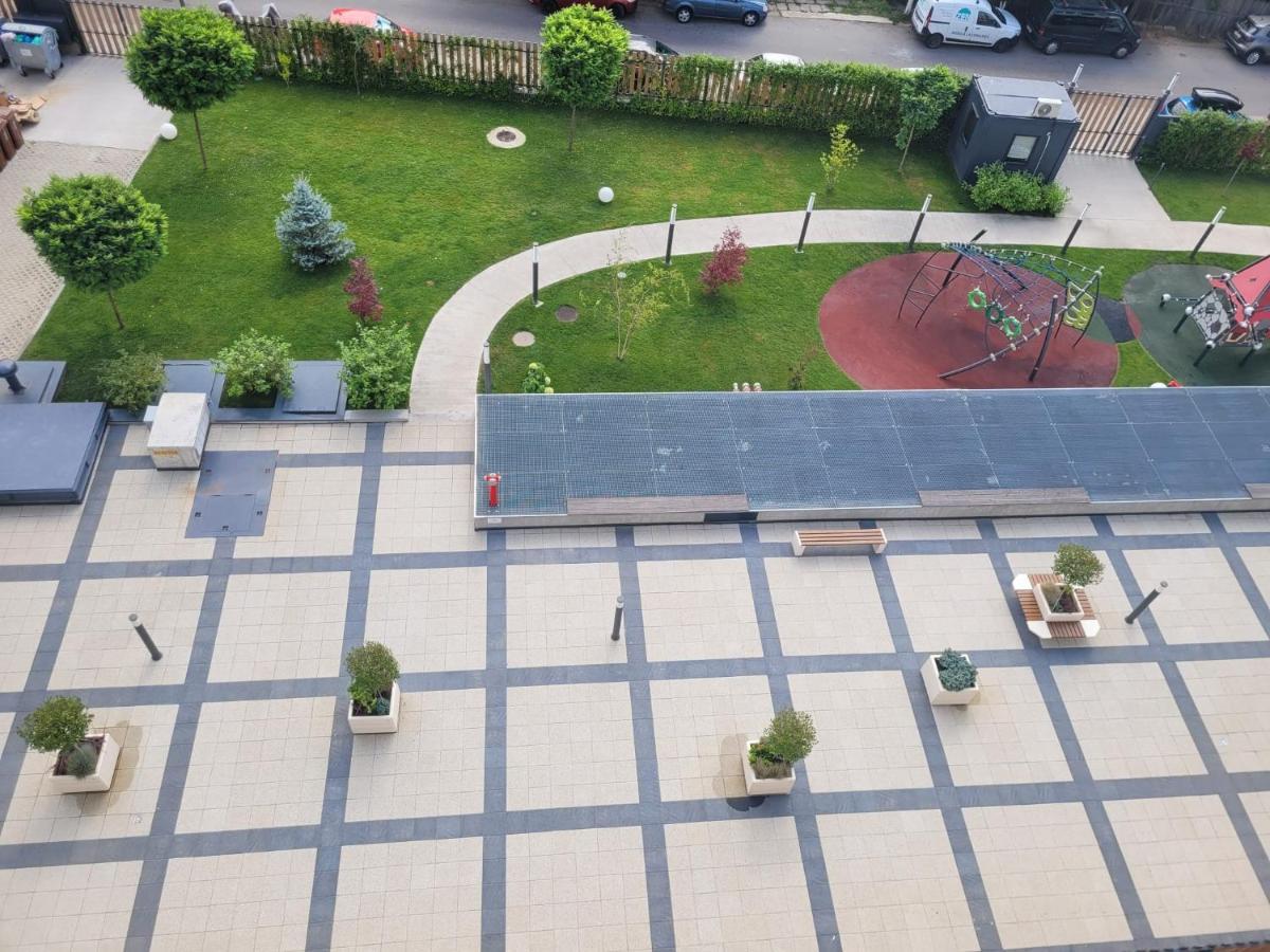 Apartment In Bucharest, Baneasa Green Area 外观 照片