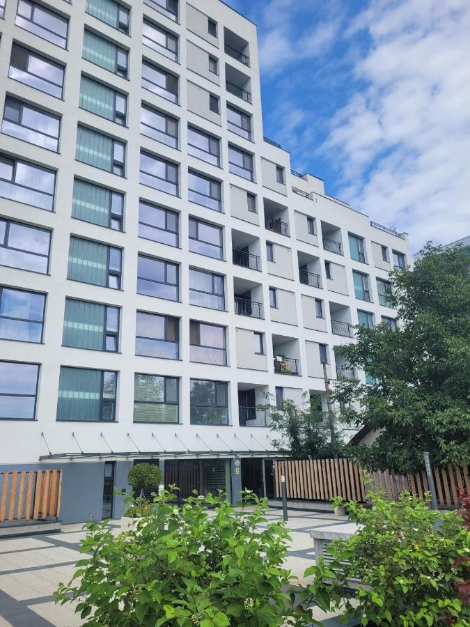 Apartment In Bucharest, Baneasa Green Area 外观 照片