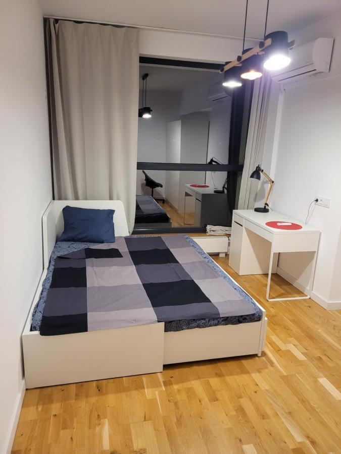 Apartment In Bucharest, Baneasa Green Area 外观 照片